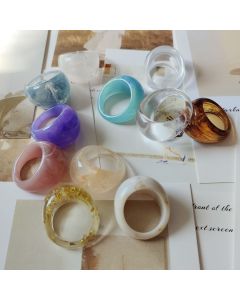 European And American Acrylic-based Resin Ring For Women