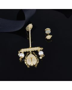 Silver S925 Sterling Silver Micro-set Crystal Diamonds A Home Meilong Version Asymmetric Scarab Earrings