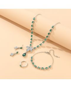 Newly Designed High-quality Fashion Women's Essential Pendant Necklace