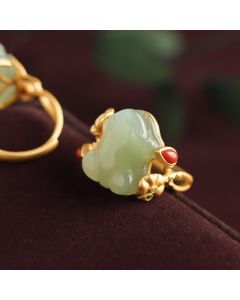 Frog Natural Blue And White Jade Women's Ring